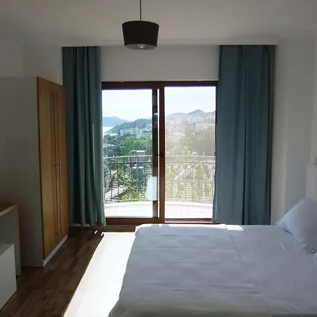 Апартаменты The Townhouse Каш